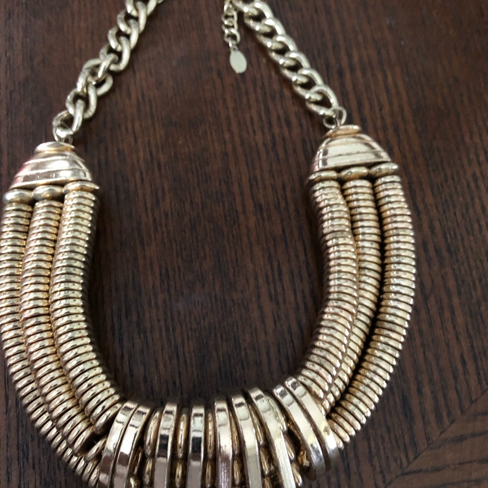 Also necklace